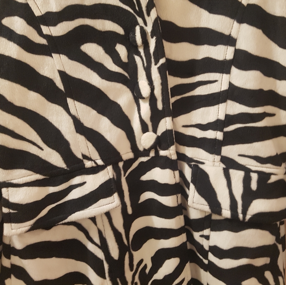 winter coat - Picture 2 of 3